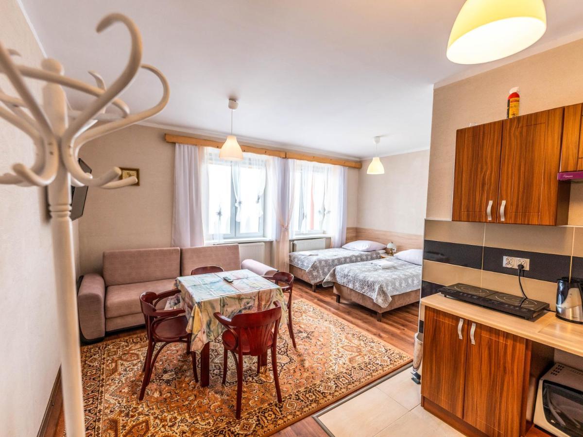 Byczy Rog Noclehy Na Hranici Apartment Kraliky Exterior photo